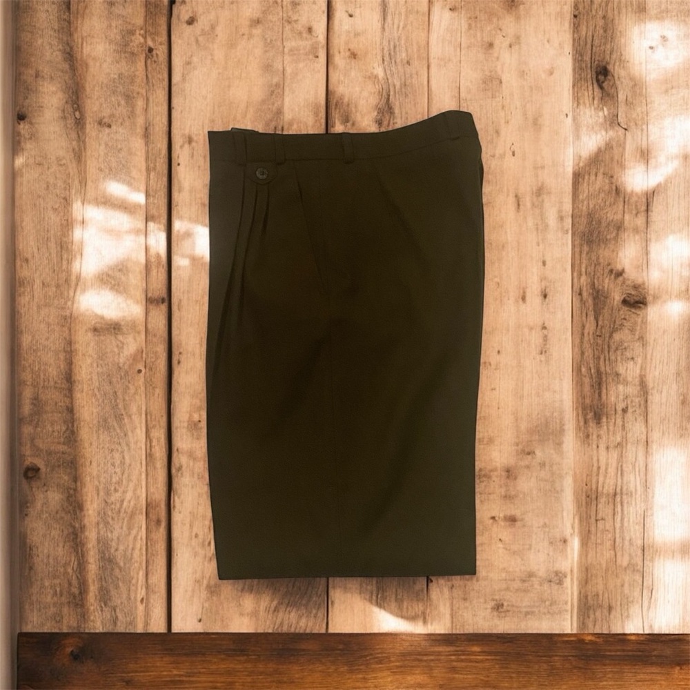 Olive Green Blazer & Pants. 100% Wool. - Picture 6 of 6